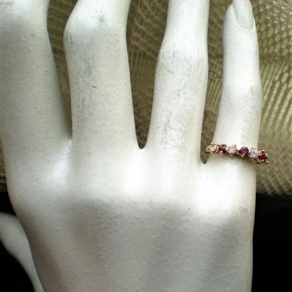 Vintage Solid 14K Yellow Gold Genuine 0.36CT Ruby Diamond Cluster BAND RING P - Picture 3 of 6